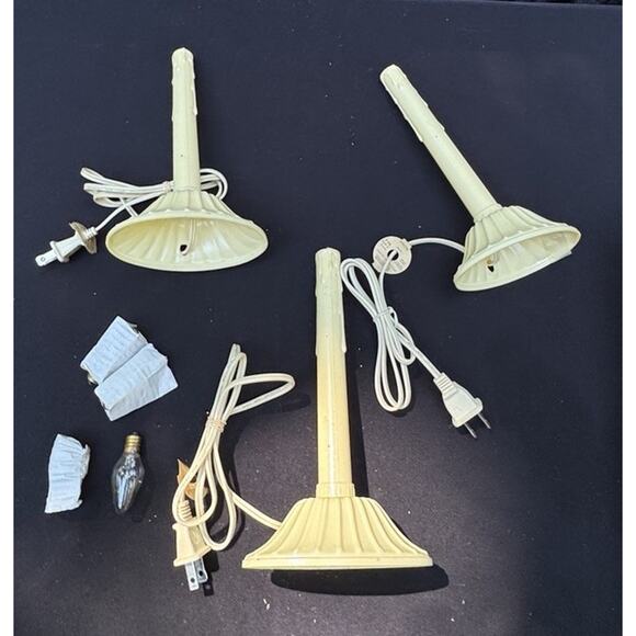 3 Vintage Noma Electric Christmas Ornament Window Candlestick & Bulbs -S1A - Picture 9 of 10